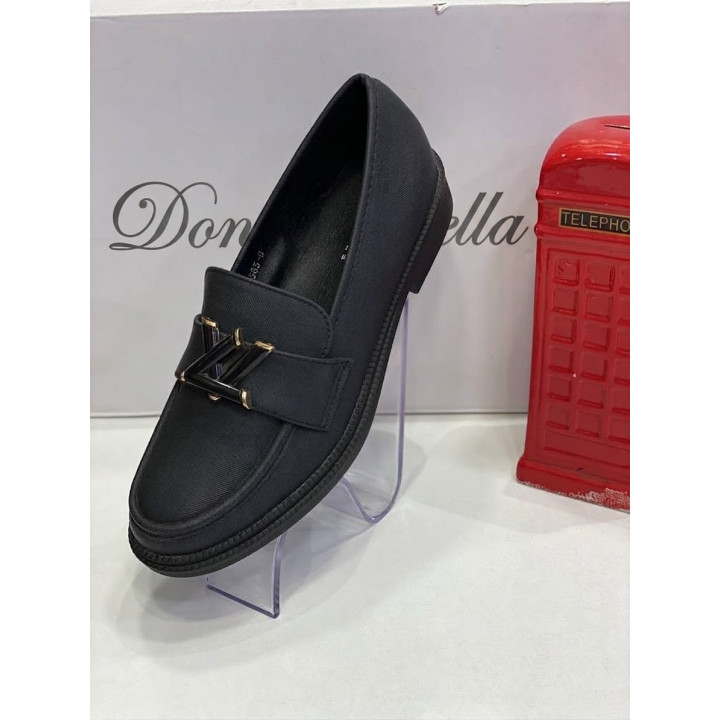 Mocassin Femme Simili Cuir Détail Bijou Pointures 36 à 41 – Livraison 69 wilayas – Paiement CIB, Dahabia ou à la livraison